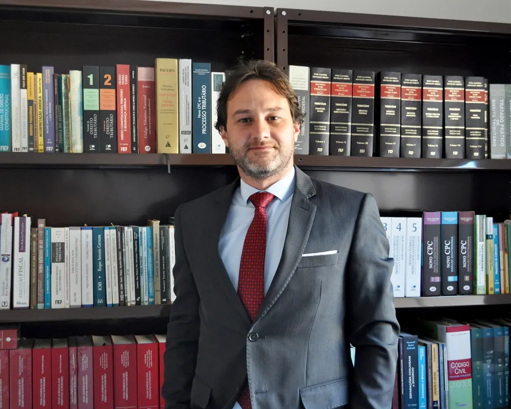 Dr. André Carneiro Sbrissa